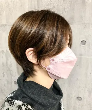 ショート カラー 興津/韓国レイヤー ダブルカラー美髪縮毛のヘアスタイル