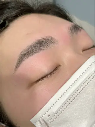 アイブロウ Vi/Bi イノウチのマツエク・マツパデザイン