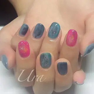 ネイル UrakoNail 《nail》のネイルデザイン