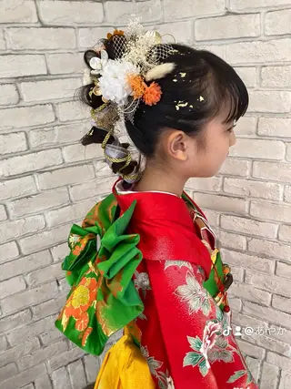 ヘアアレンジ キッズ あやかショート 白髪ぼかしのヘアスタイル