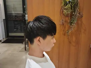 ショート メンズ 中井 啓悟のヘアスタイル