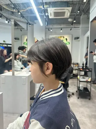 ショート ショートカット🧸 ごとうさなのヘアスタイル