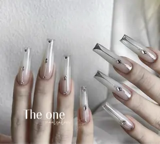 ネイル Theone栄店 赤松のネイルデザイン