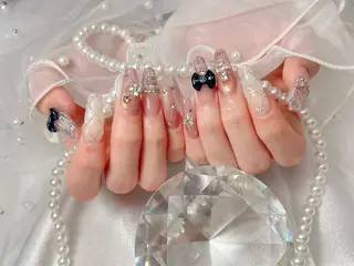 bijou nails 蓮のネイルデザイン