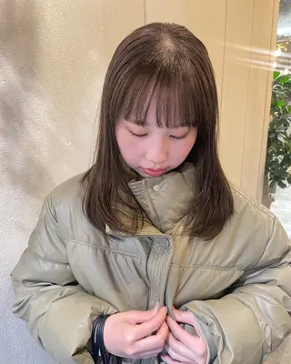 セミロング カラー 狩野 羅夢のヘアスタイル