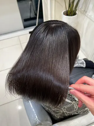 ミディアム ハイレイヤー×ツヤ髪 /TAICHI🩶のヘアスタイル