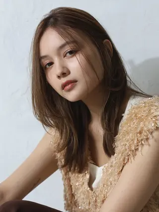 ミディアム カラー アース 新越谷店💇‍♀️のヘアスタイル