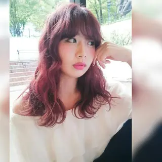 ロング カラー ma cherie naoのヘアスタイル
