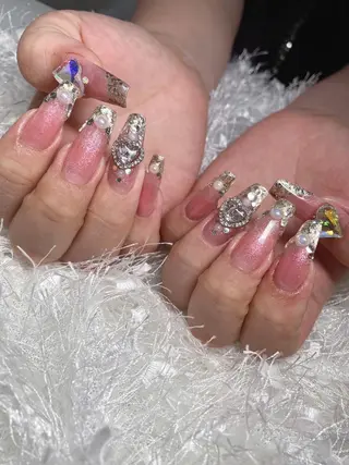 ネイル Nail&eye Belire 新宿のネイルデザイン