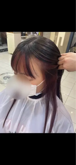 カラー バウハウスヘア ひなのヘアスタイル
