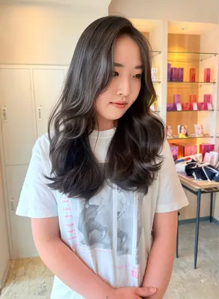 ロング 池村美月 @透明感カラーのヘアスタイル