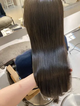 ロング ✨色持ちの良い艶 カラー✨蟹江真世のヘアスタイル