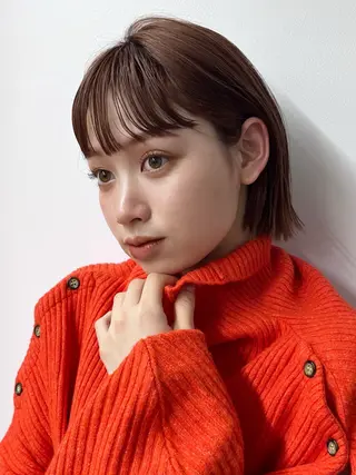 ミディアム 阿久津真衣 似合わせカットのヘアスタイル