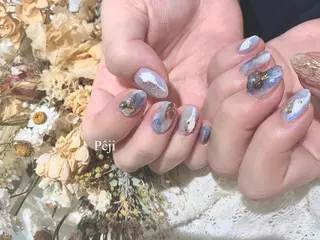 ミディアム m kaori𓃟のネイルデザイン