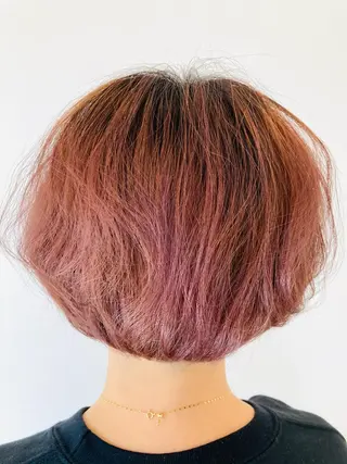 ショート カラー PazRood 山下のヘアスタイル
