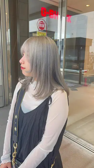 ミディアム カラー フルガキ ハルカ天神美容室のヘアスタイル