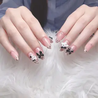 ネイル ENsalon AKIRAのネイルデザイン