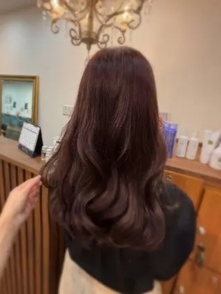 ロング ブリーチなし艶カラー 🌈髪質改善MASSのヘアスタイル