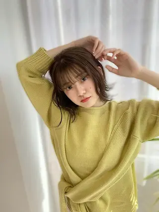 ショート カラー 西田 愛華のヘアスタイル