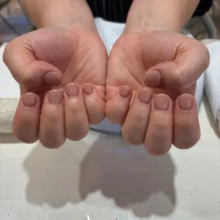 ネイル She 横浜 栗飯原  彩禾のネイルデザイン