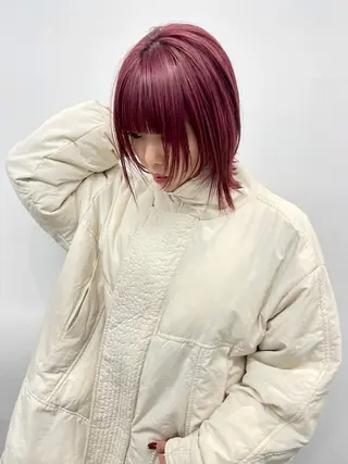 ミディアム カラー オカモト ミユウのヘアスタイル