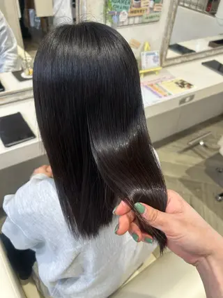 セミロング 【Pur hair】 NOAのヘアスタイル