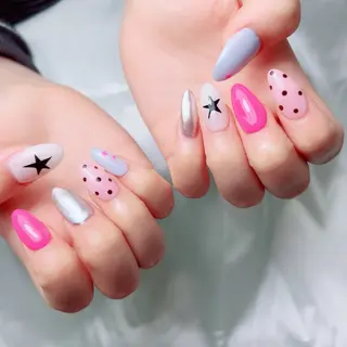ミディアム gallery Yumiのネイルデザイン