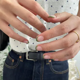 ネイル kiii.__ ✴︎*のネイルデザイン