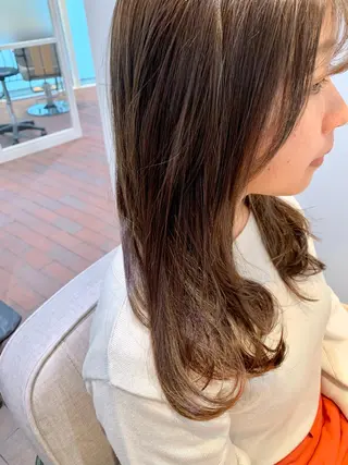 ミディアム カラー 髪と心を整える美容師 透明感カラー/ボブのヘアスタイル