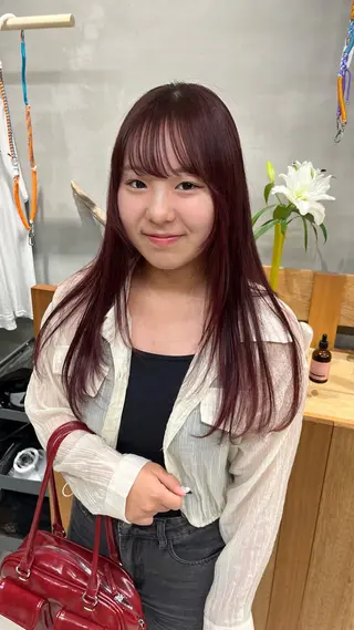 カラー 瑠己杏 :ボブ/ ハイトーンワンカラーのヘアスタイル