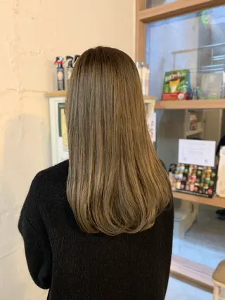 ロング カラー 福永 ちひろのヘアスタイル