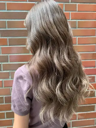 ロング カラー ヘアアレンジ 🎨カラー満足度 500%💫ヅル💫のヘアスタイル