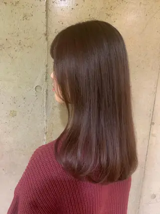 セミロング カラー 井上 佳奈のヘアスタイル