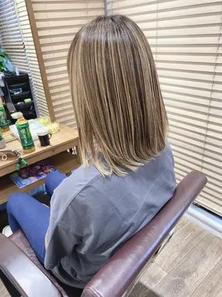 セミロング カラー ハイライト⭐️上野 高広のヘアスタイル