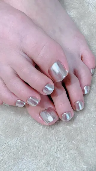 ネイル haleyume所属・shino🌟 痛ネイルのネイルデザイン