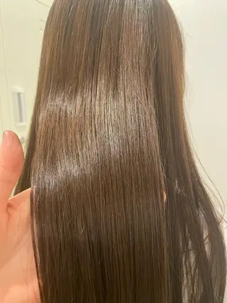 ロング 酸性ストレート/ブリ ーチなしWカラー河本のヘアスタイル