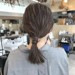 ミディアム 綿貫 美雪のヘアスタイル