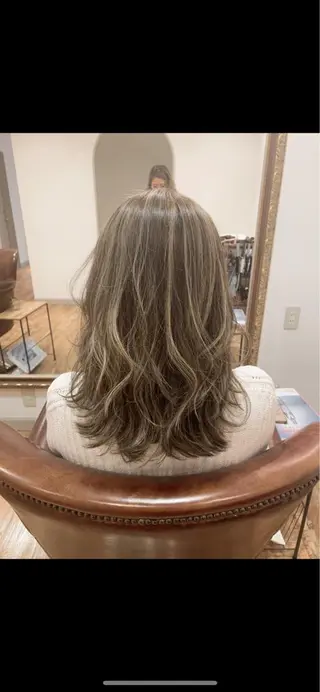 ミディアム カラー パーマ ヘアアレンジ メンズ キッズ ネイル マツエク・マツパ 韓国♡ハイライト ♡YURIのヘアスタイル