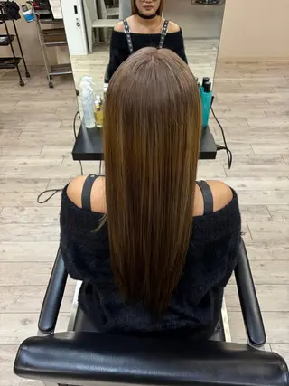 ロング TIDEHAIR 志羽のヘアスタイル