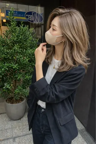 カラー 美髪矯正/髪質改善 /透明感ある艶カラーのヘアスタイル