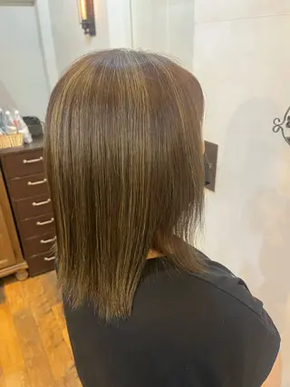 カラー 東茉央/ブリーチ リタッチ🧸銀座のヘアスタイル