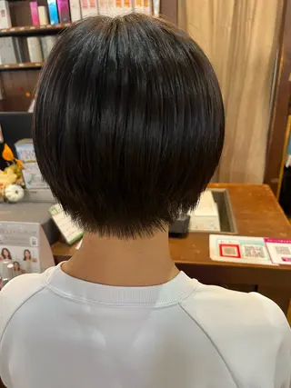 ショート 鈴木 結のヘアスタイル