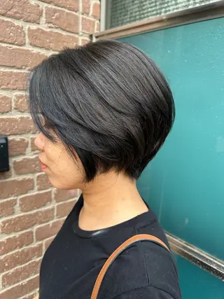 ミディアム カラー 久木原 ゆりのヘアスタイル