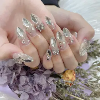 ネイル 🦋ネイルサロン ブラン🌈ゆりのネイルデザイン