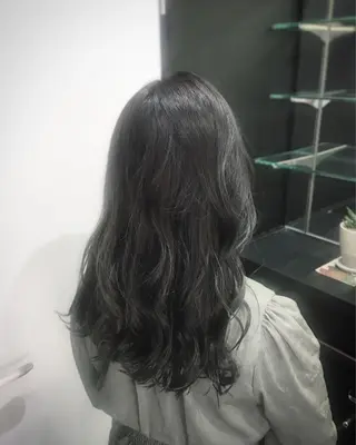 セミロング カラー パーマ ヘアアレンジ ジユン 지윤のヘアスタイル