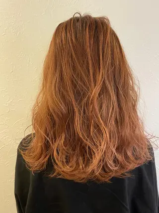 セミロング カラー m ā l o. マァロのヘアスタイル