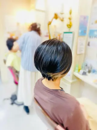ショート 菅沼 美咲のヘアスタイル
