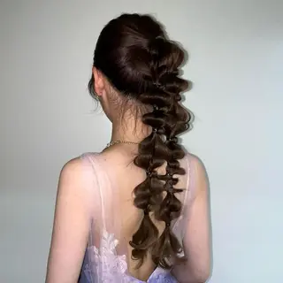 ヘアアレンジ 瑠己杏 :ボブ/ ハイトーンワンカラーのヘアスタイル