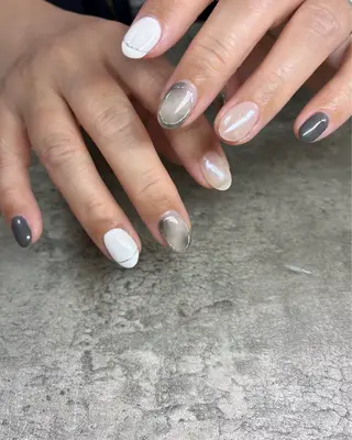 ネイル shiki_nail 🪐のネイルデザイン