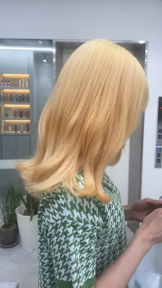 カラー 中村 彩夏のヘアスタイル